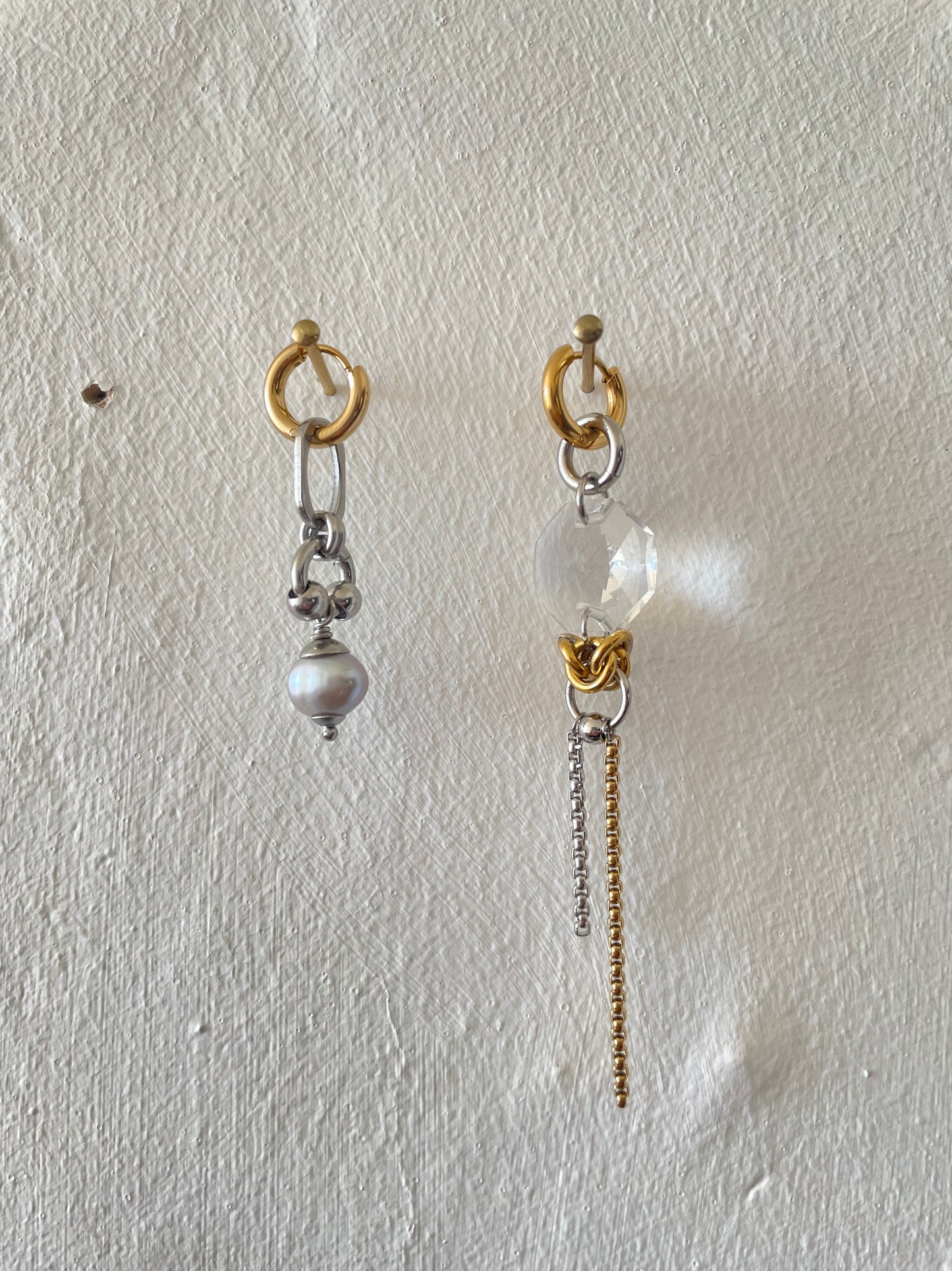 Pearl and chandelier crystal in stainless steel earrings by Eloy Santos