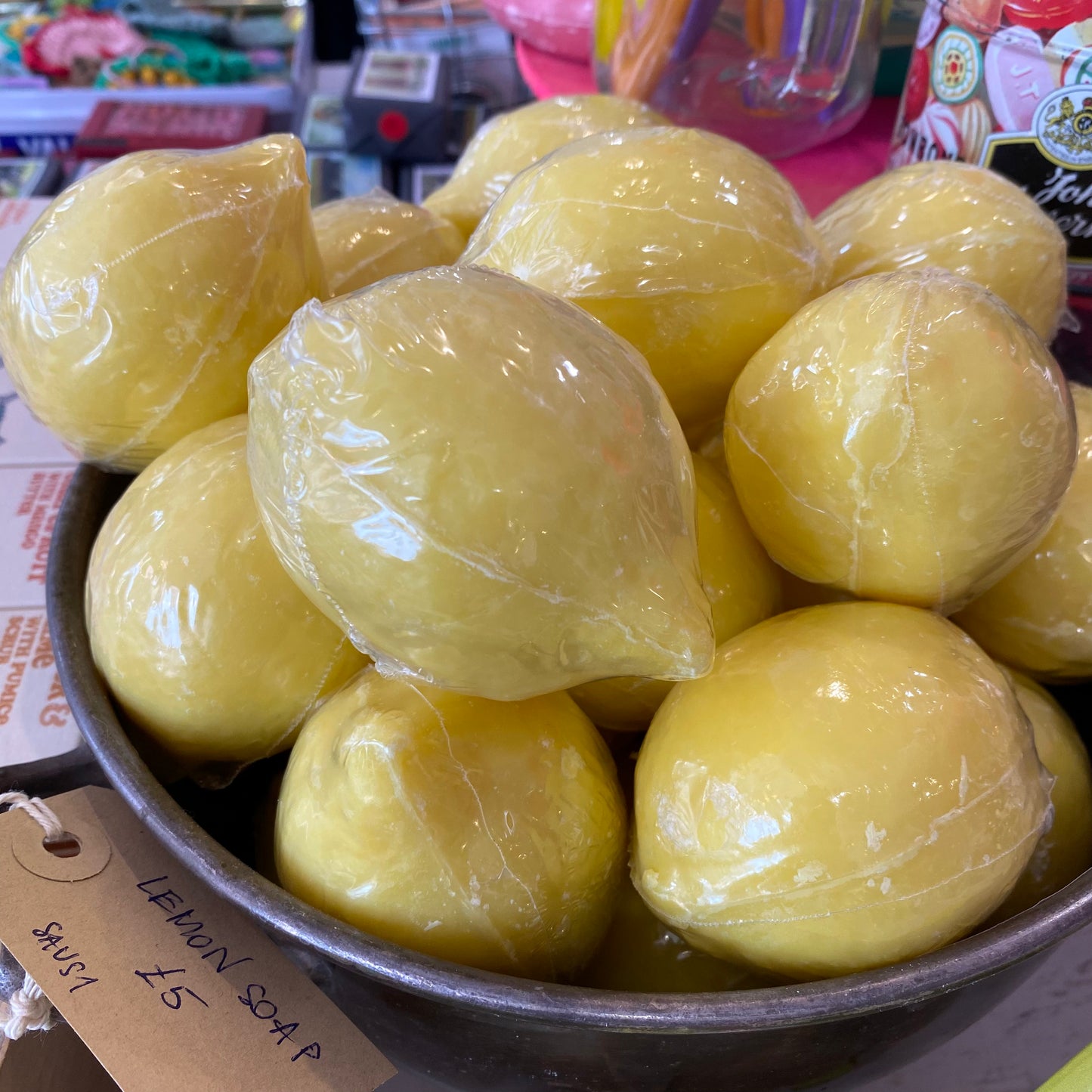 Citron Shape Soap 125g by Maitre Savonitto