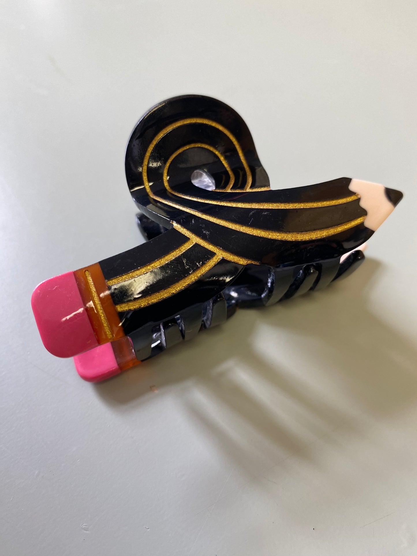 Crayon Hair claw by Stanley