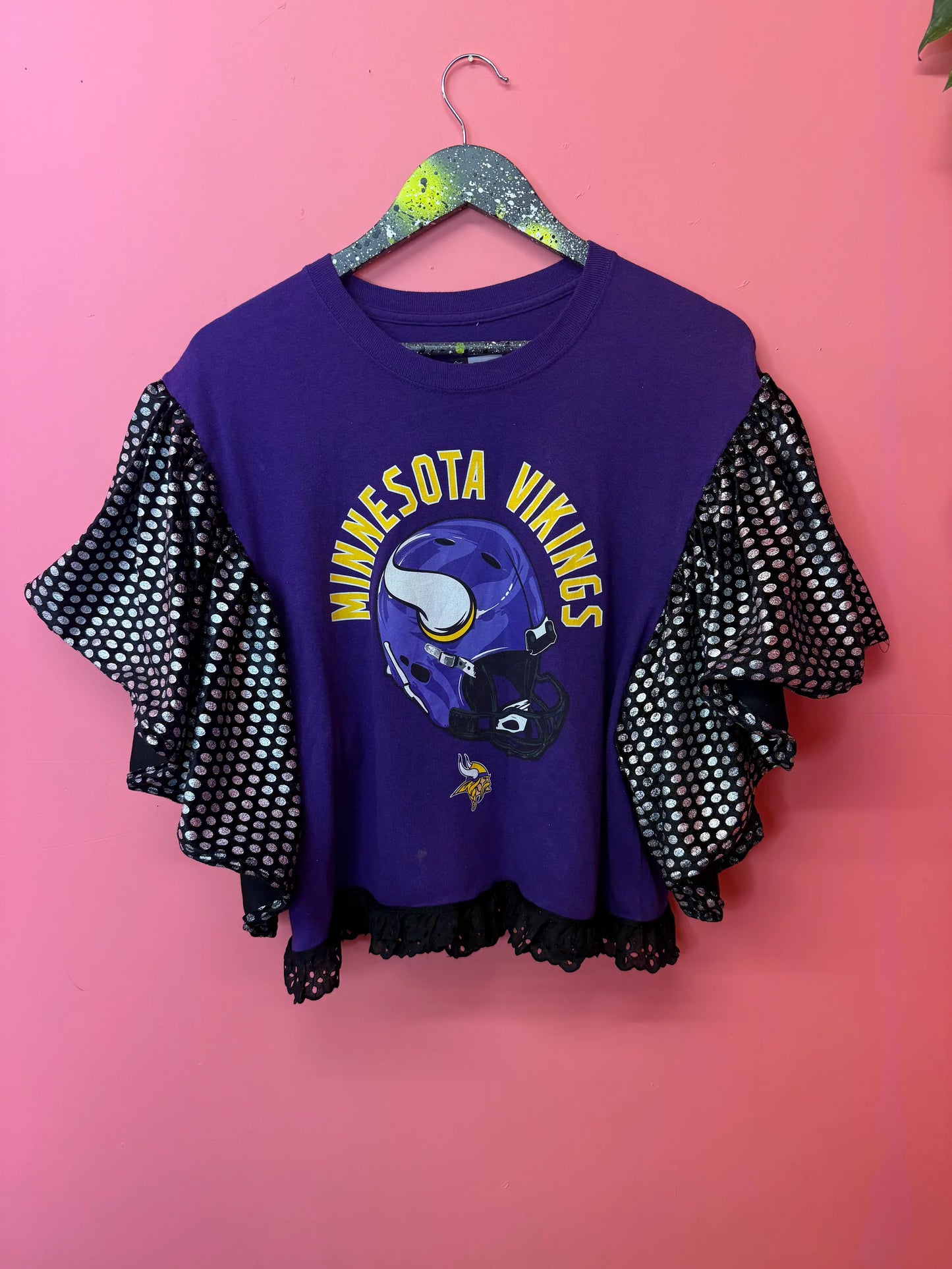 Vikings Wings Puff Vintage T-shirt By ByByrd