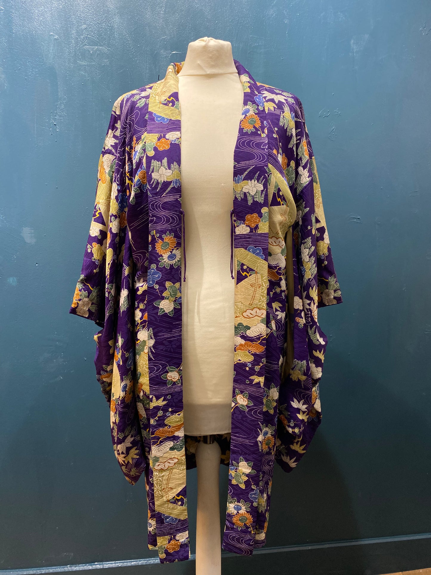 Japanese Vintage Purple Kimono Haori 100% Silk by Kimono Lab