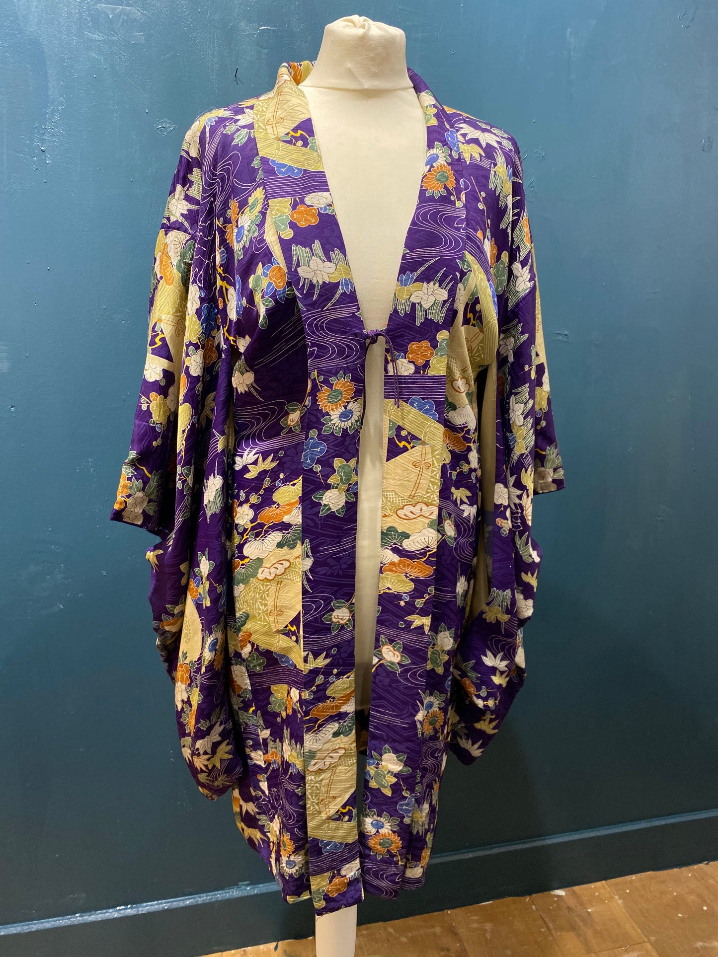 Japanese Vintage Purple Kimono Haori 100% Silk by Kimono Lab