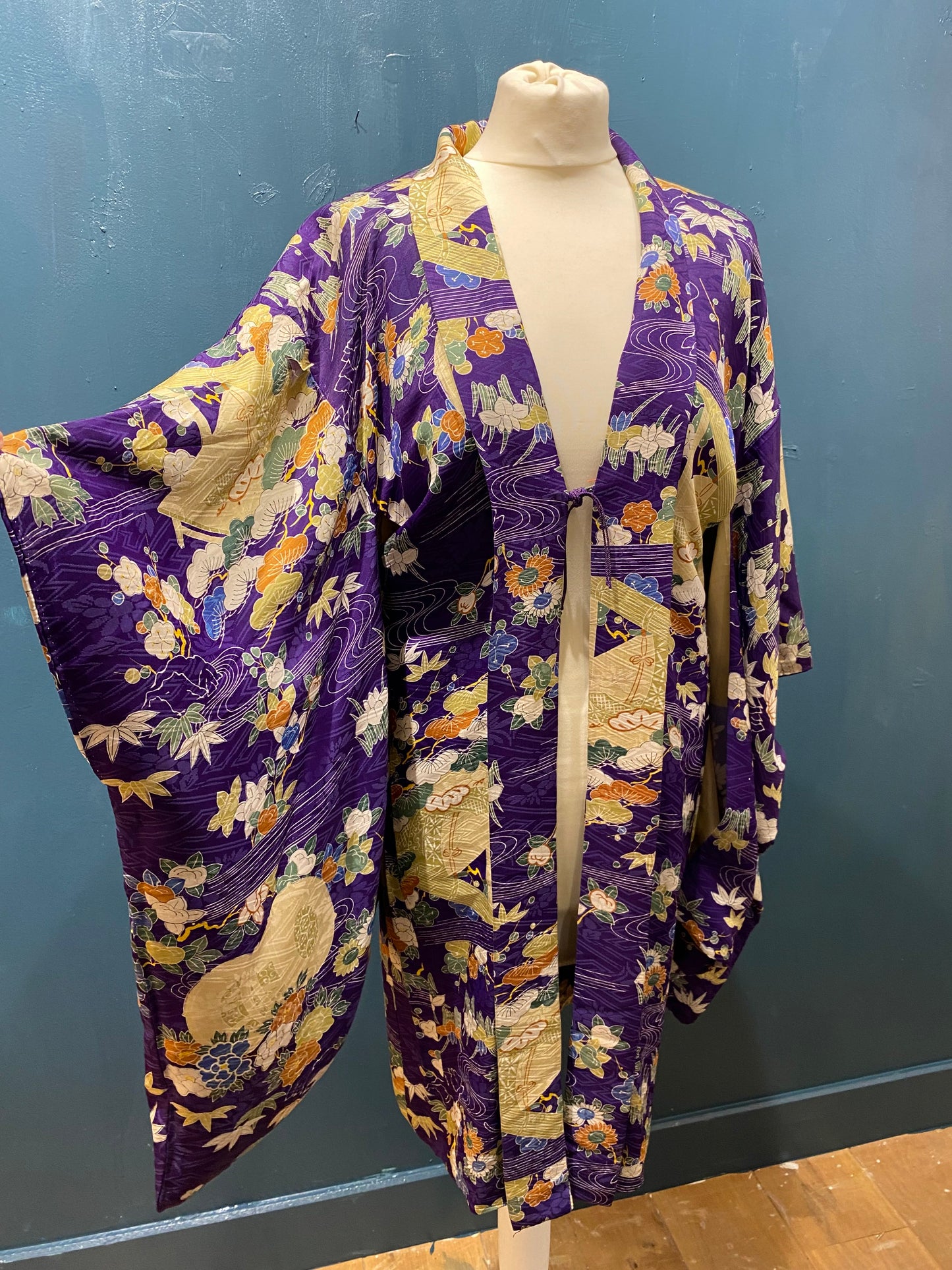 Japanese Vintage Purple Kimono Haori 100% Silk by Kimono Lab