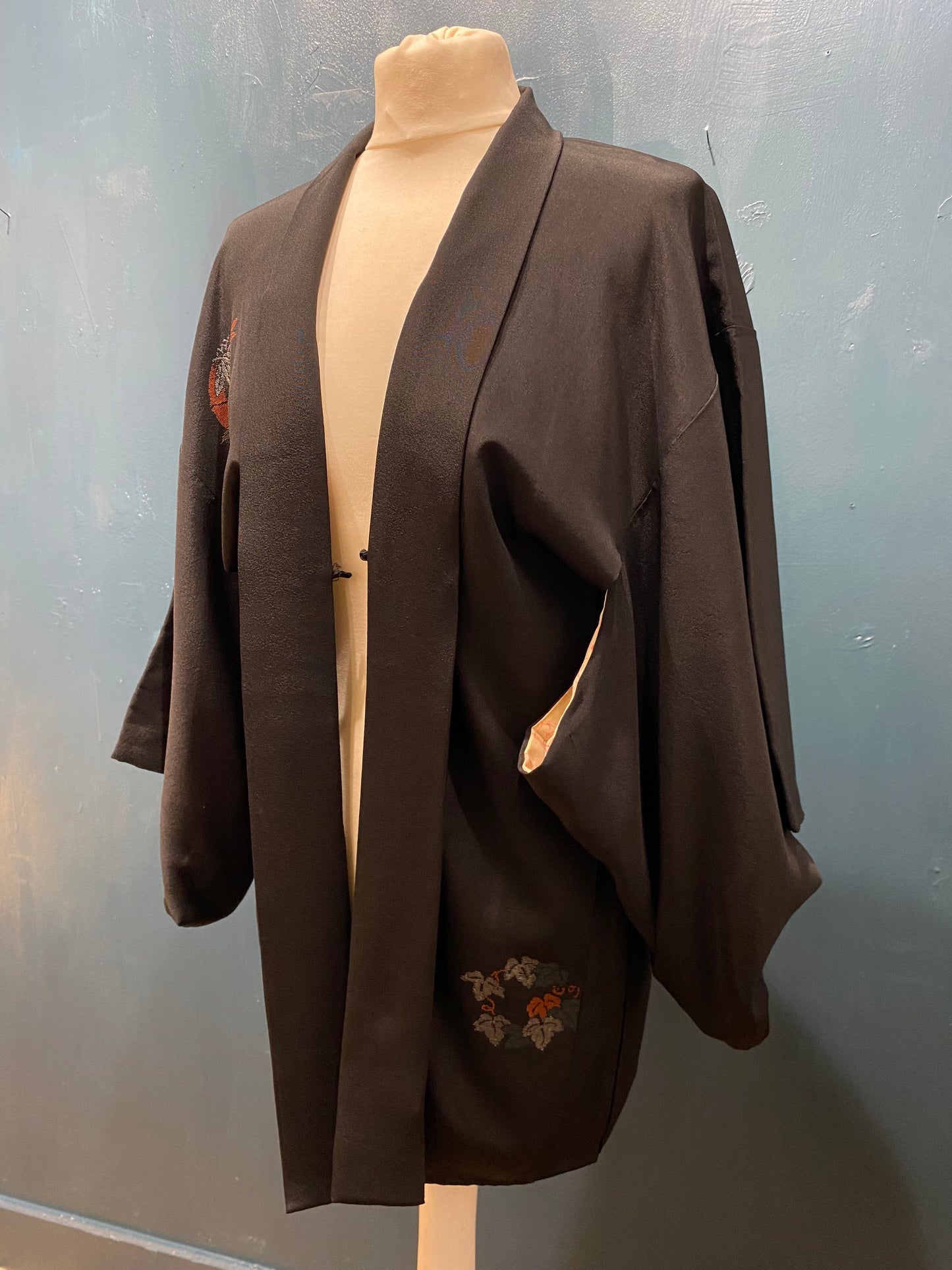 Japanese Vintage Black Kimono Haori 100% Silk by Kimono Lab