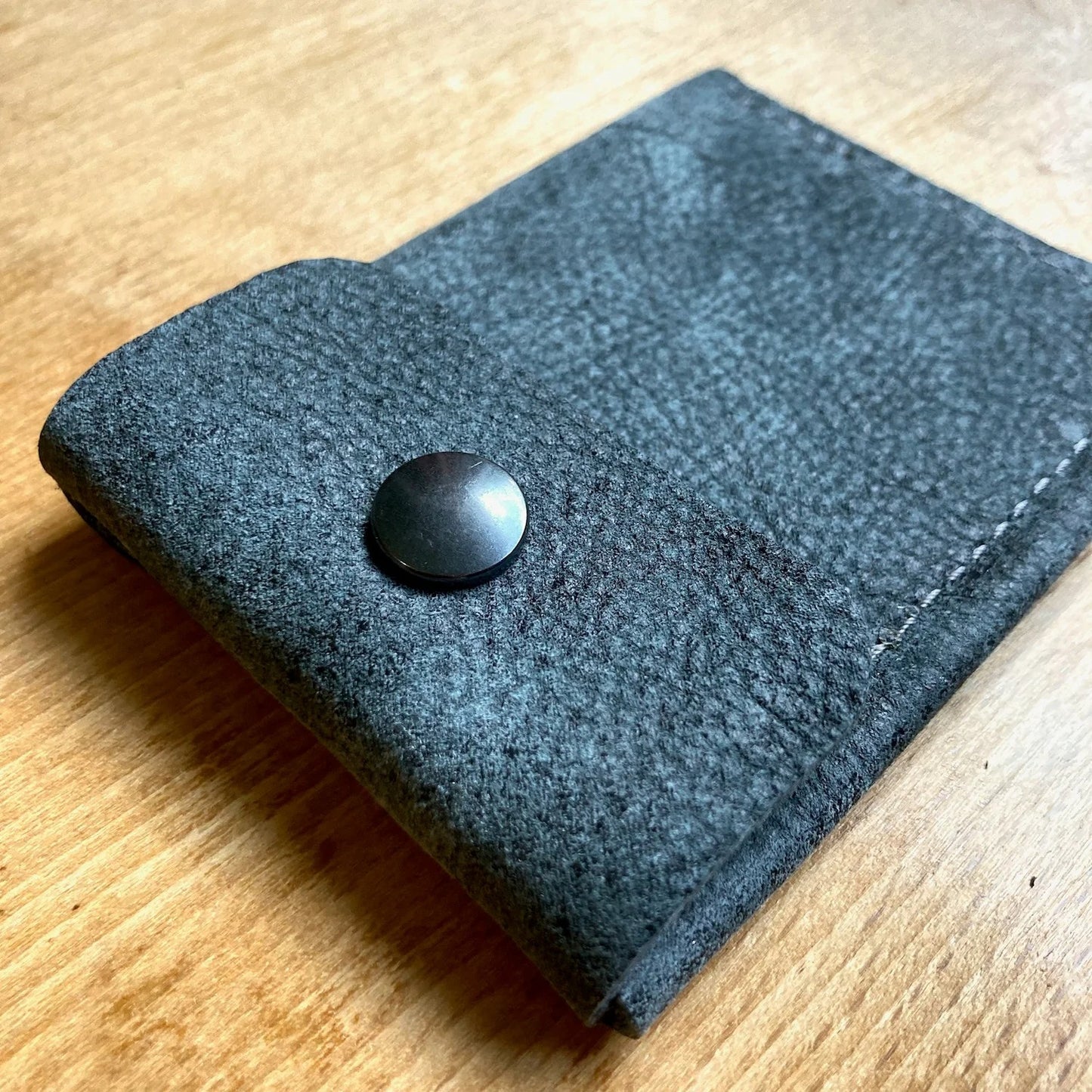 The Outline Wallet By The Hide Ranger