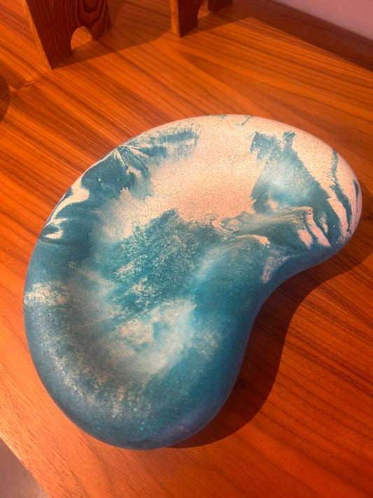 Bicolour turquoise / white concrete trinket dish by Onyx Studio
