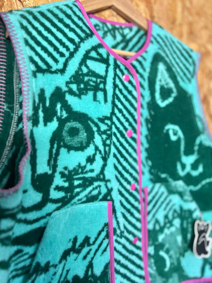 Jacquard Cat Vest,  Handmade by Szmat Sklad