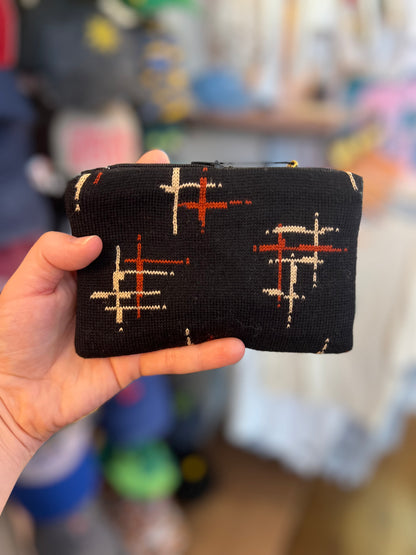 Small Knitted Purse by Bucko