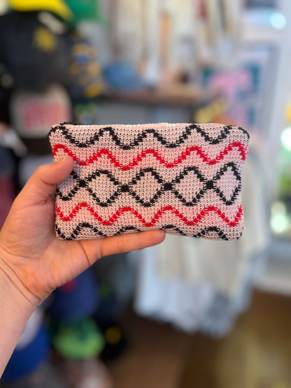 Small Knitted Purse by Bucko