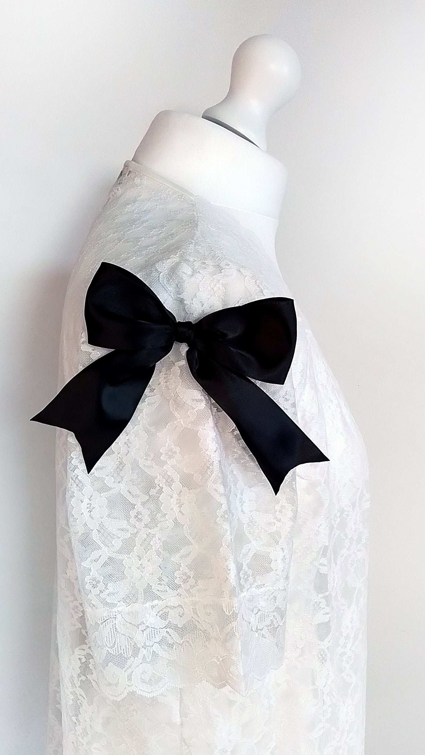 Priscilla Lace Robe by Odd Janko